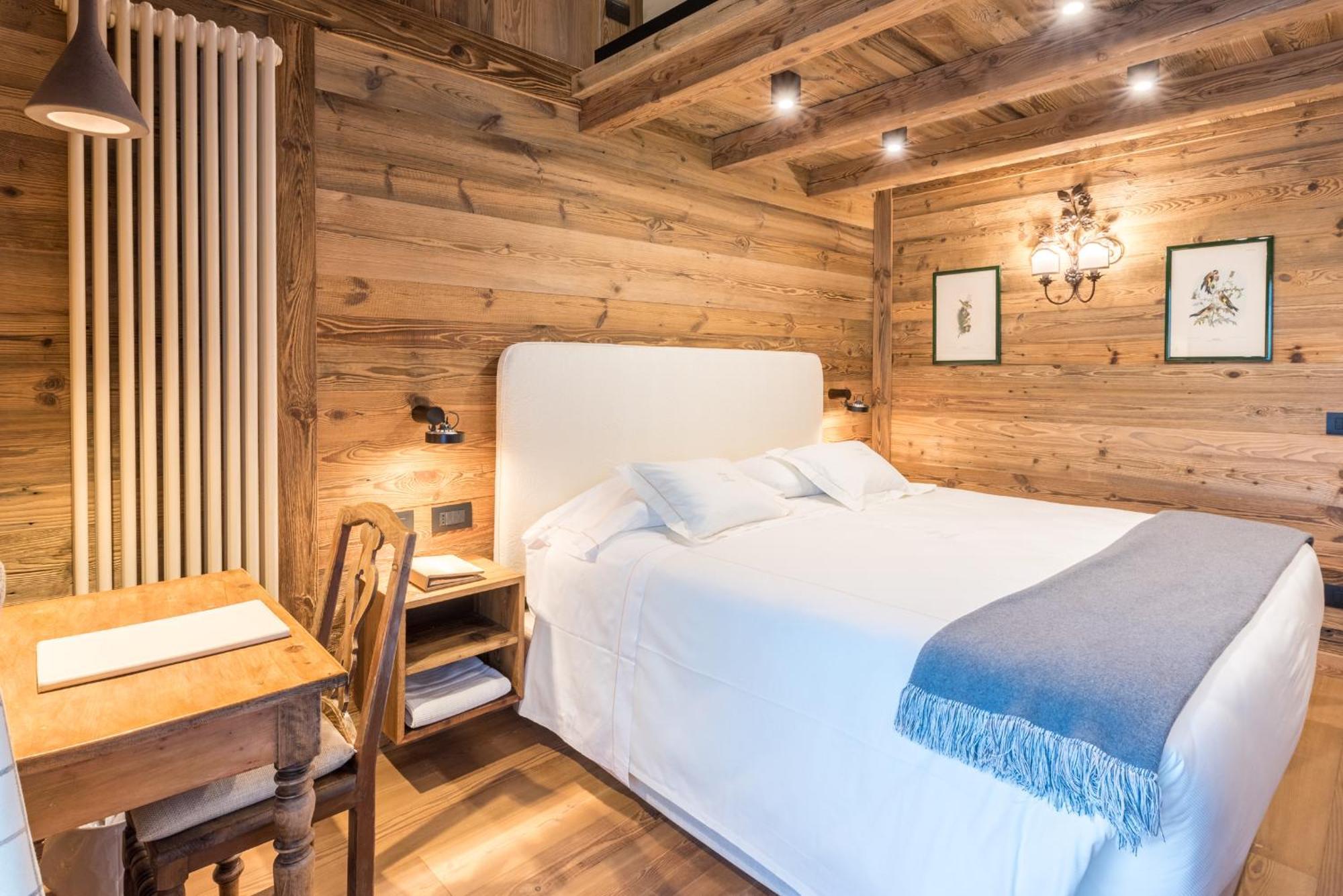 Auberge De La Maison Курмайор Екстериор снимка