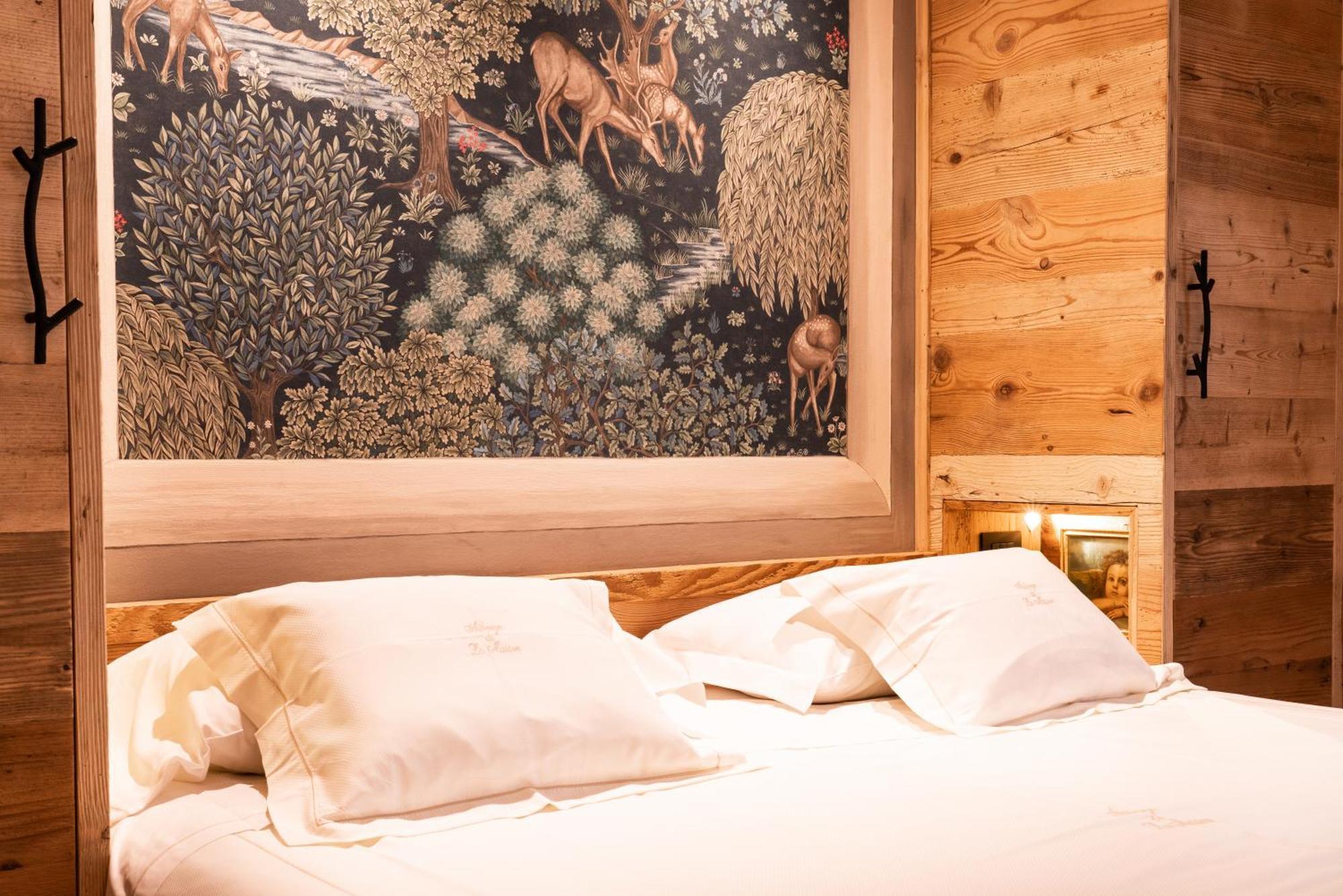 Auberge De La Maison Курмайор Екстериор снимка