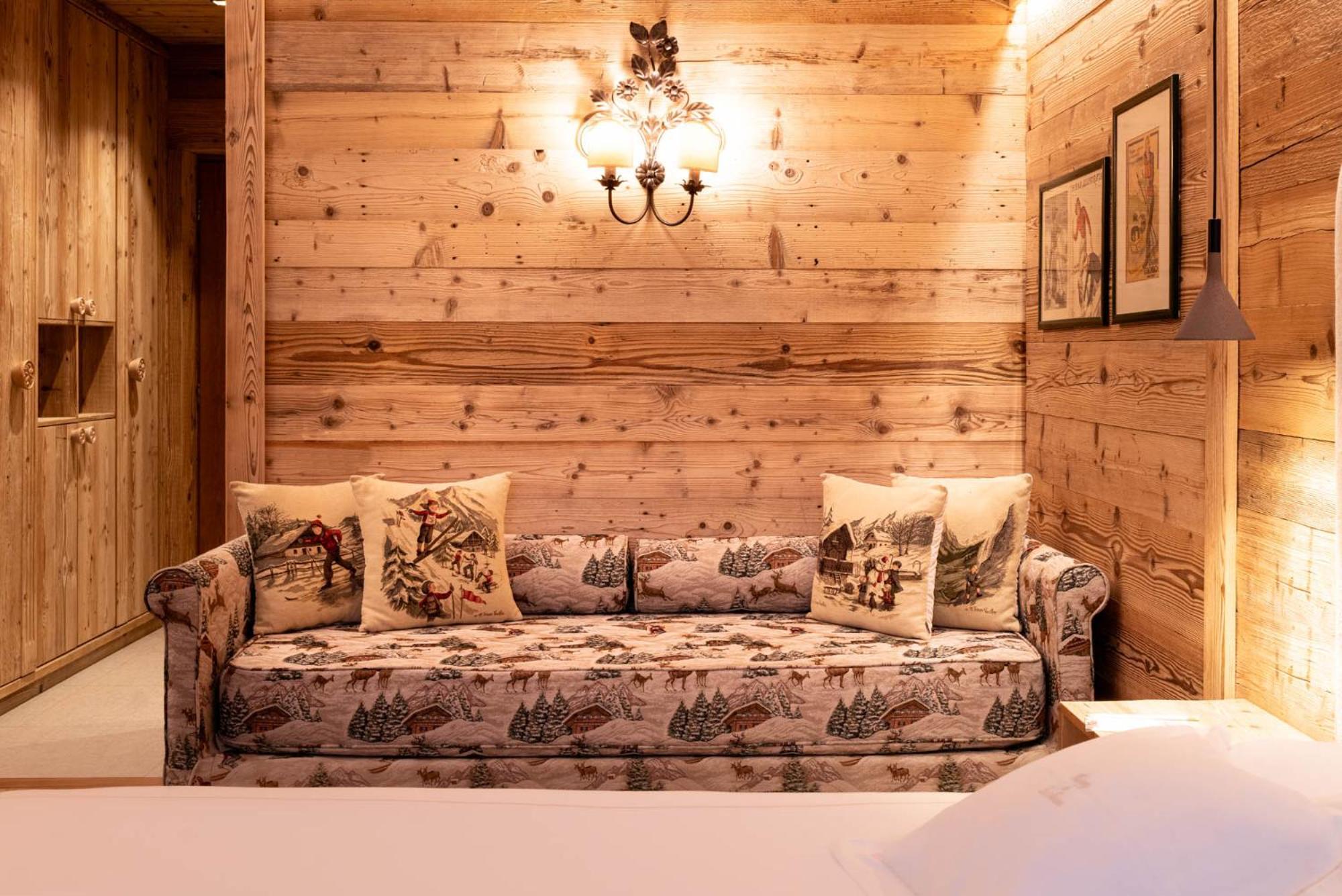 Auberge De La Maison Курмайор Екстериор снимка